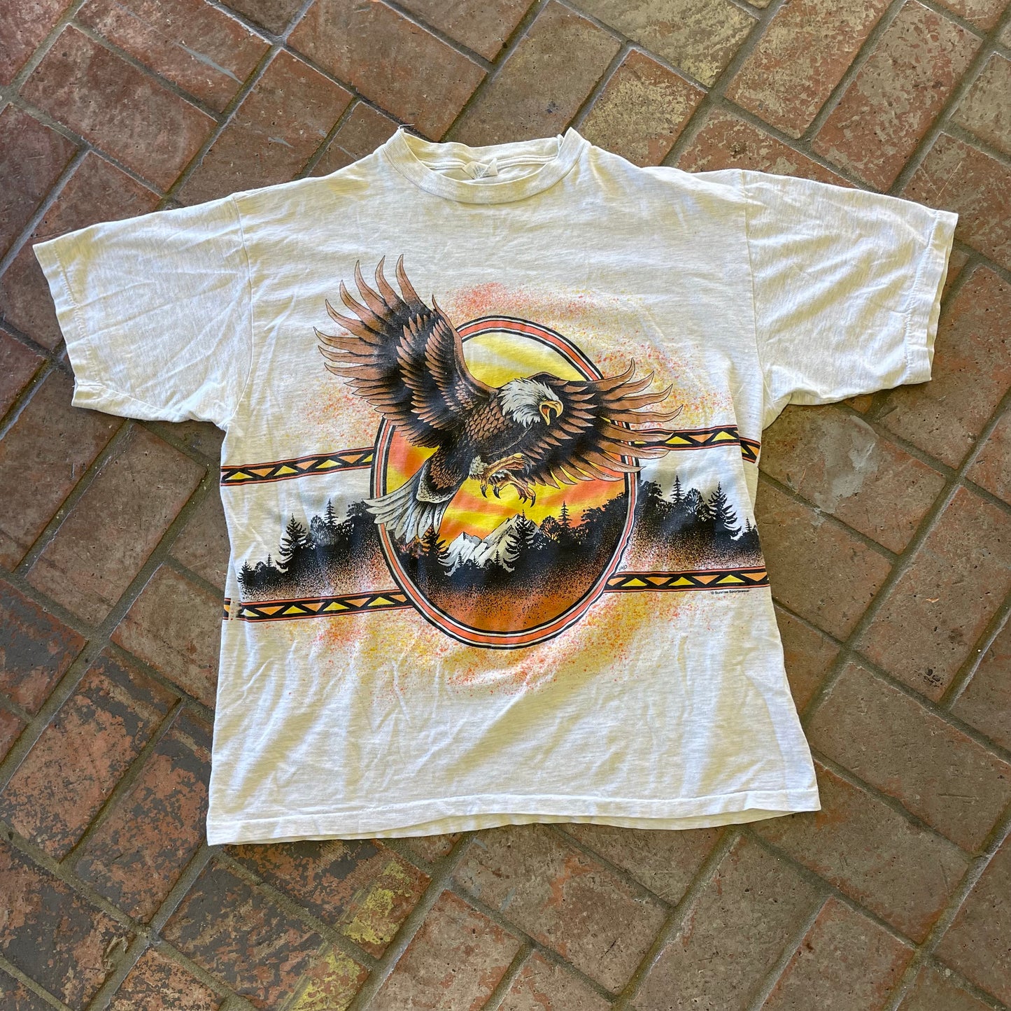 Vintage 90s Tourchamp Graphic T-Shirt