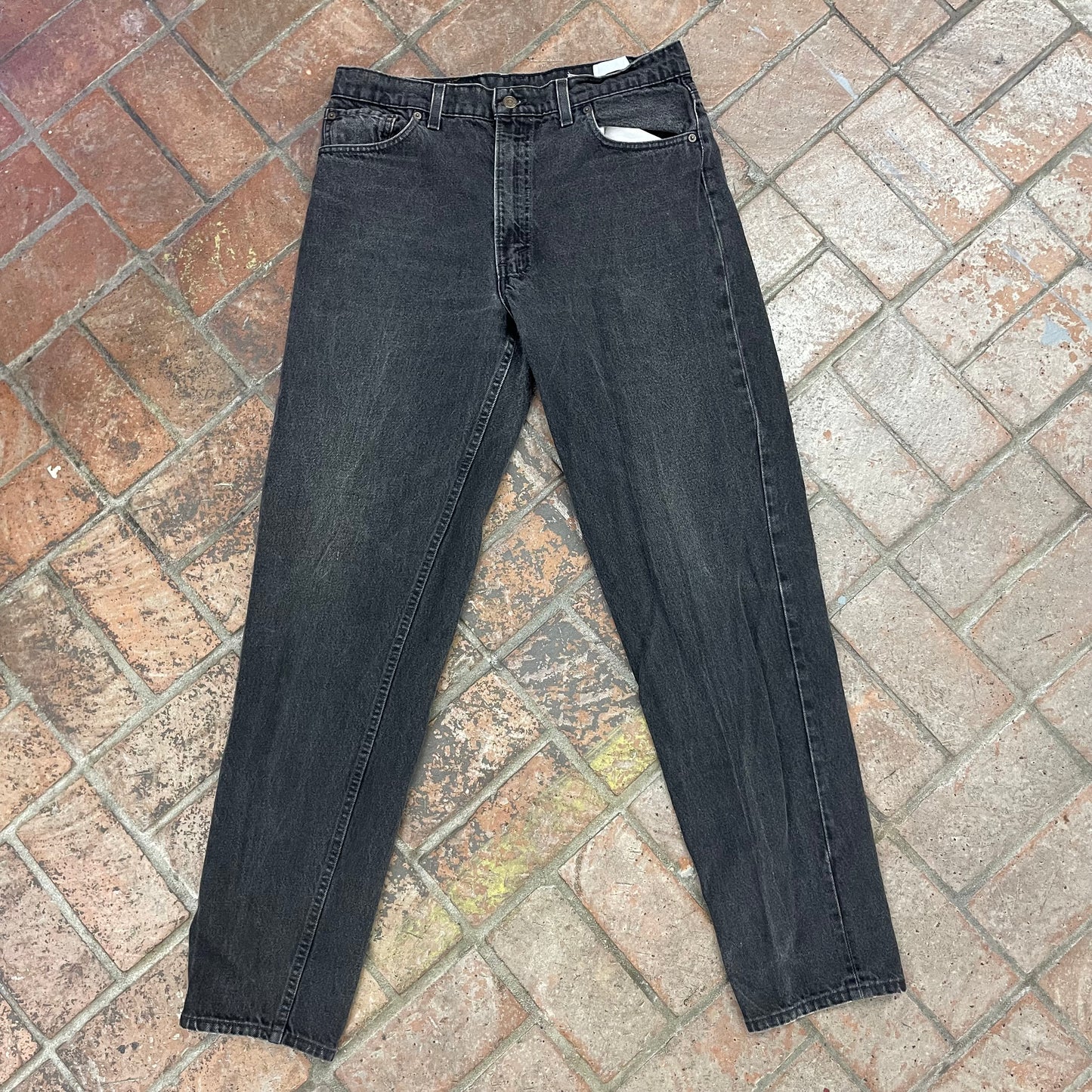 90s Vintage Levi’s 550 36x34