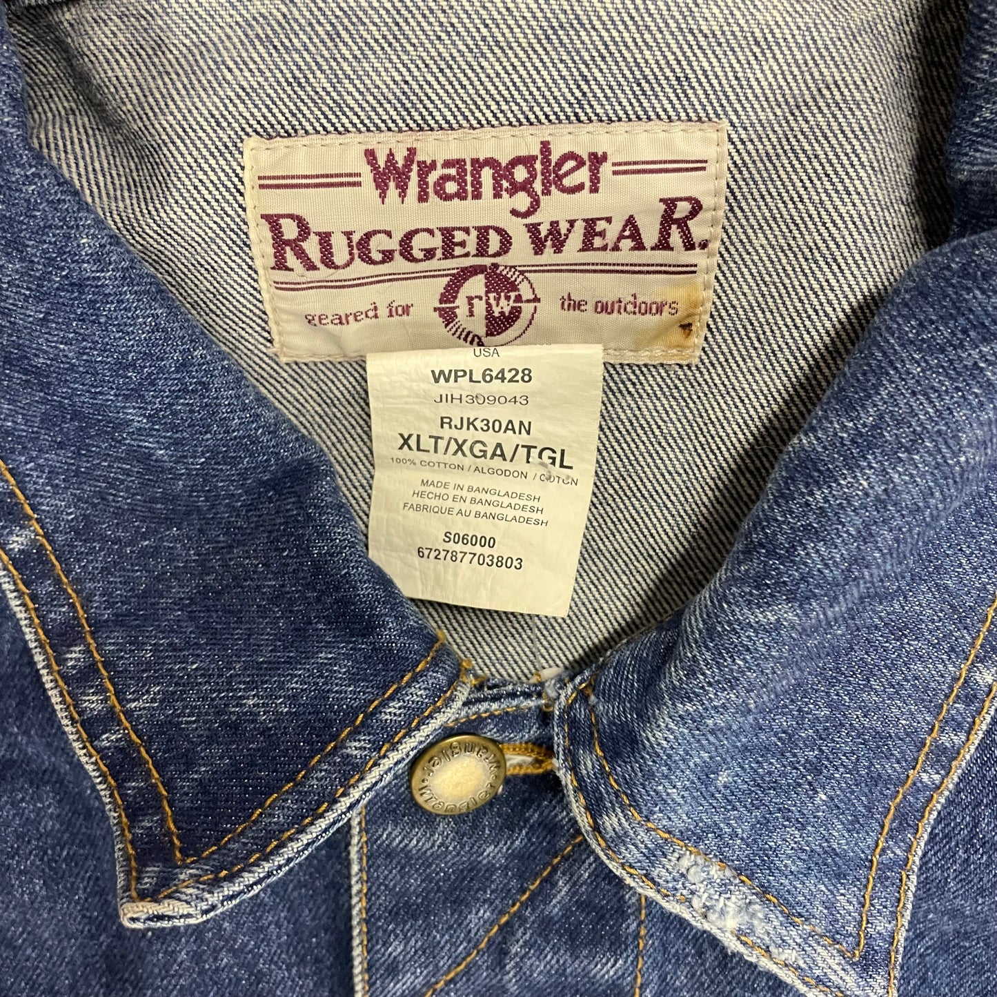 90s Vintage Wrangler Rugged Wear Jean Jacket